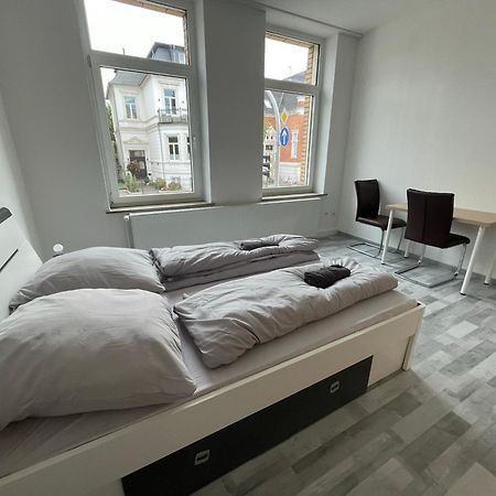 Schoenes Einfaches Zentrales Zimmer In Oldenburg Apartment Екстериор снимка