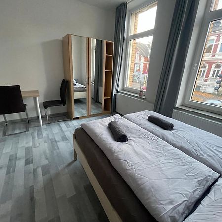 Schoenes Einfaches Zentrales Zimmer In Oldenburg Apartment Екстериор снимка