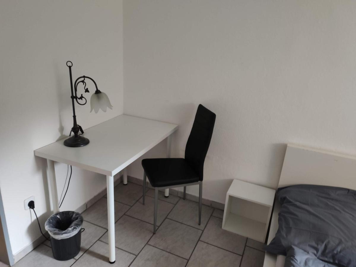 Schoenes Einfaches Zentrales Zimmer In Oldenburg Apartment Екстериор снимка